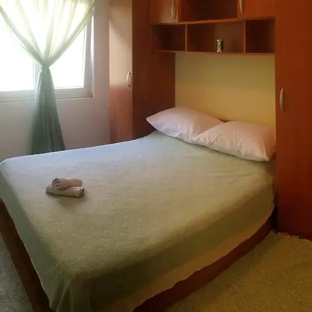 1 Apartman *